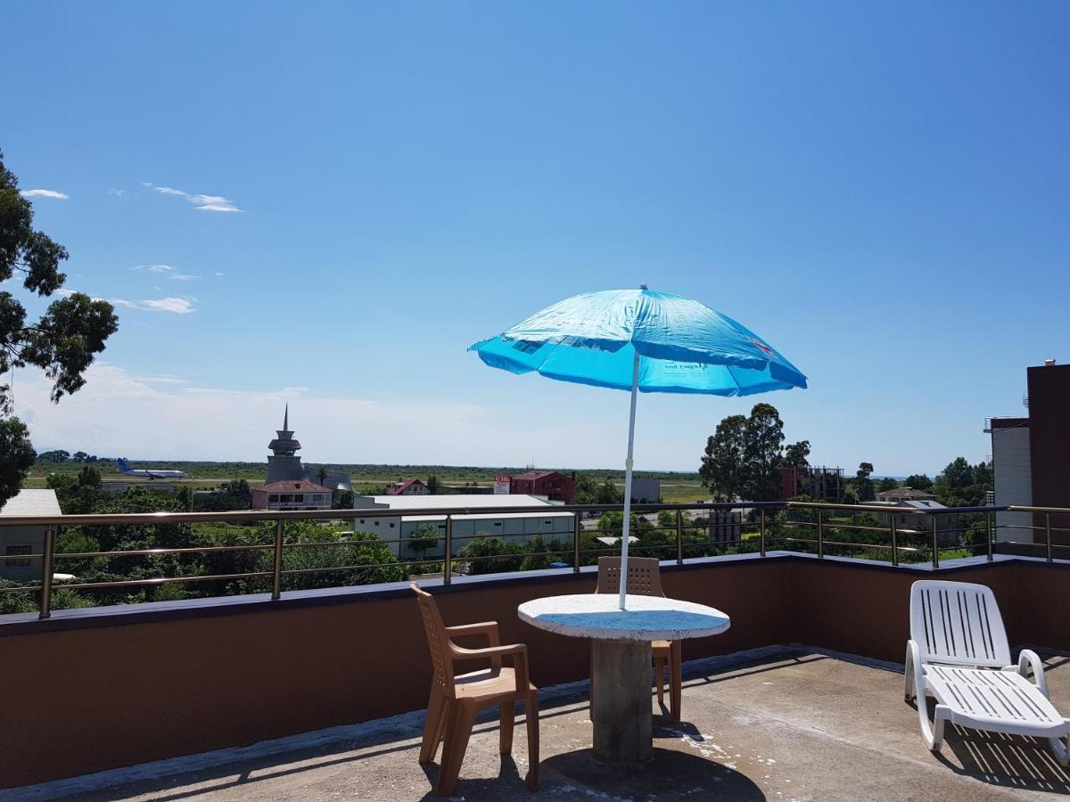 Apartments Nita Батуми Экстерьер фото