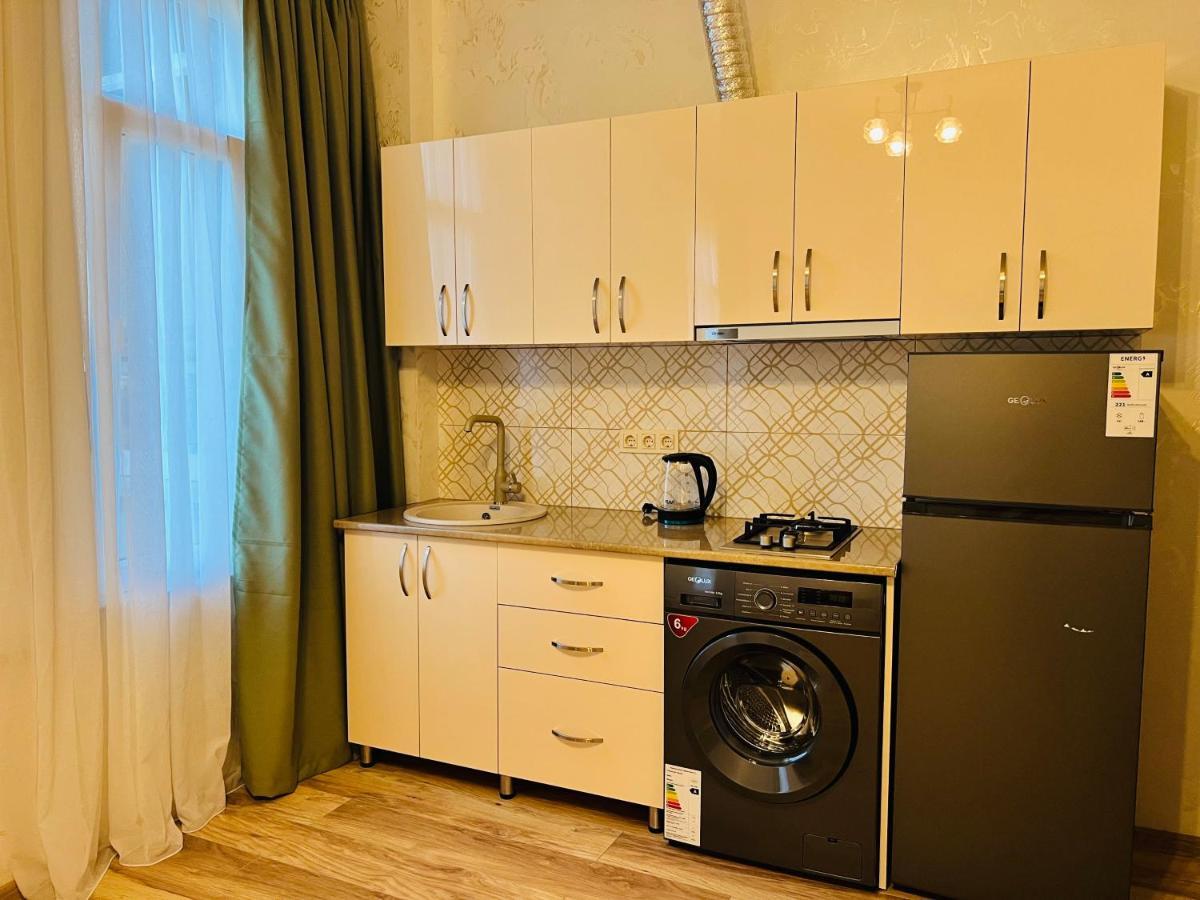 Apartments Nita Батуми Экстерьер фото
